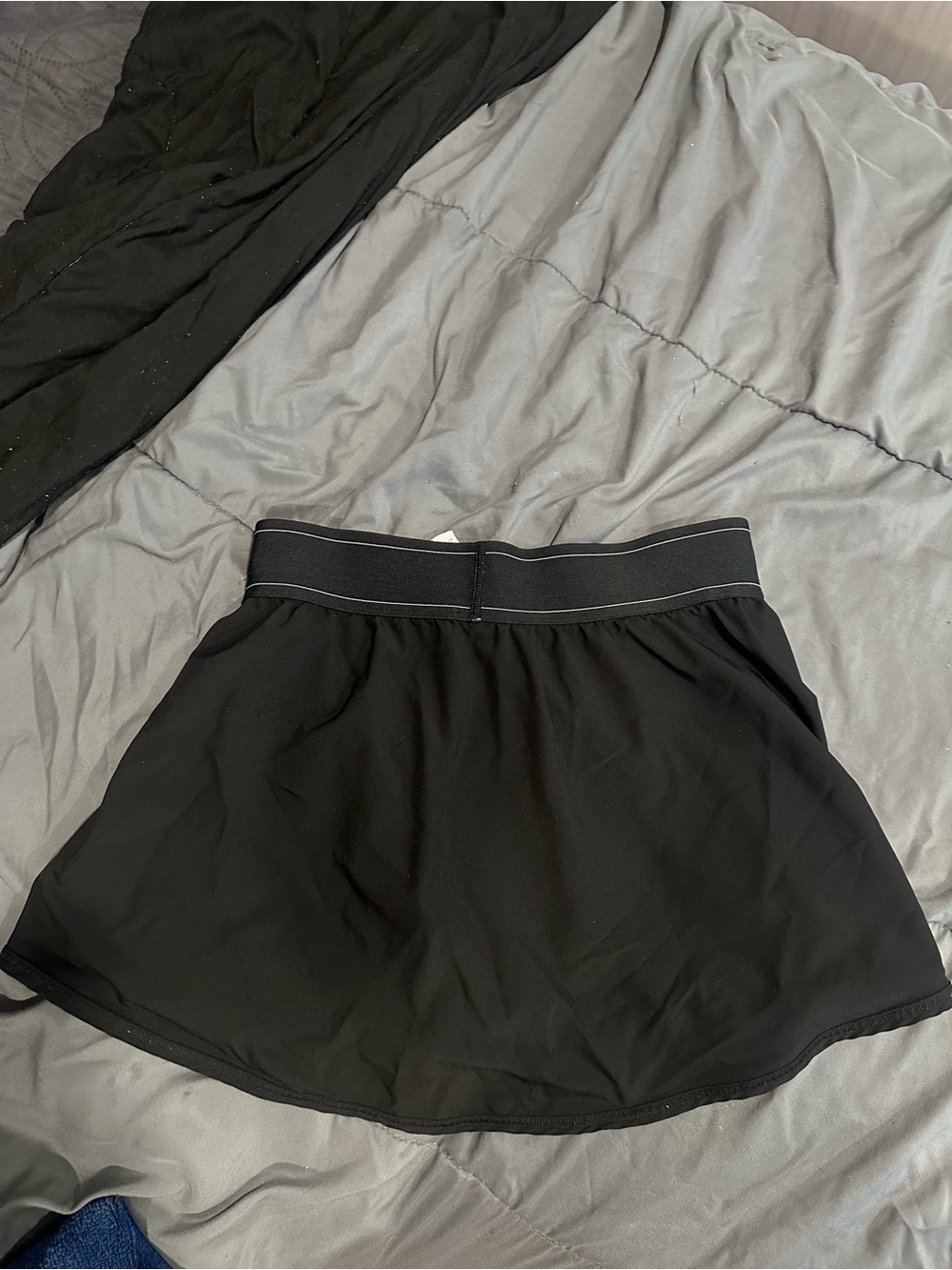 ALO Yoga Black Circle Skirt with Elastic Waistband - Picture 3 of 4
